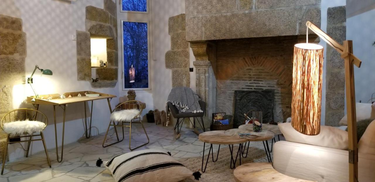 Bed and Breakfast Bocage Belle Histoire Moutiers-Sous-Chantemerle Exterior foto